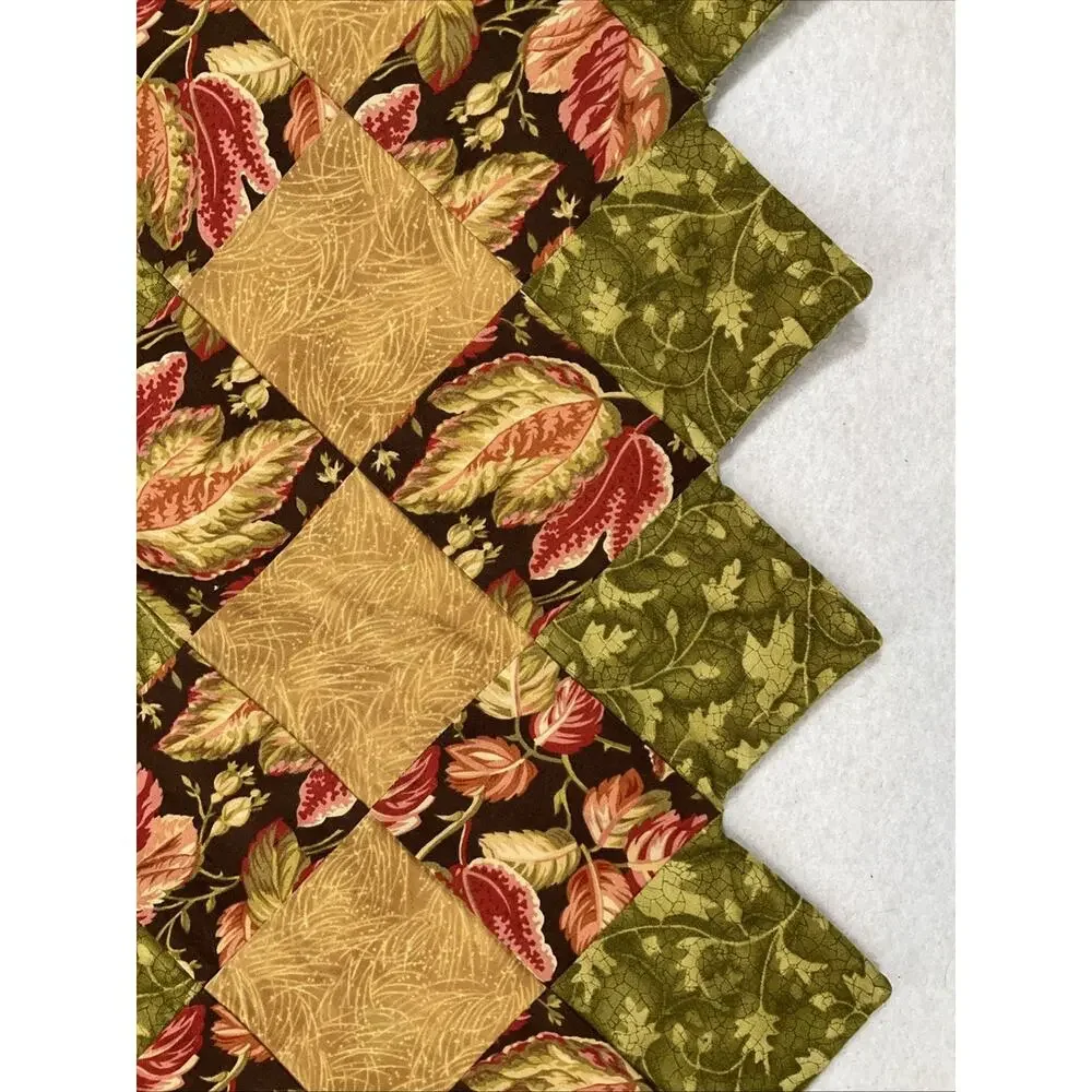 Handcrafted Machine Quilted REVERSIBLE TABLE RUNNER Fall Autumn Winter Pinecone